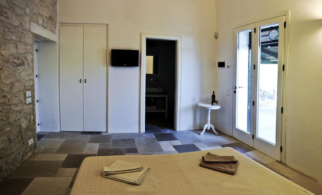 La Vecchia Tabaccheria B&B ออสตูนี ห้อง รูปภาพ